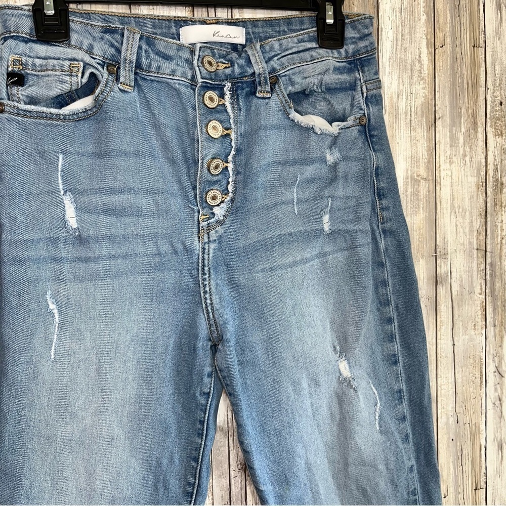 Kancan Estilo Button High Rise Distressed Fray Bottom Jeans - Picture 4 of 7